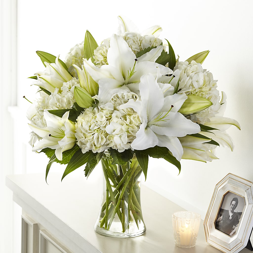 Compassionate Lily Bouquet – Blossom Flowers And Gift, Lauderhill FL
