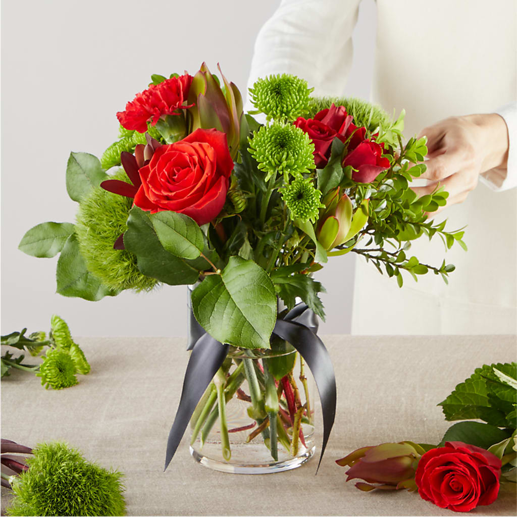 Heritage Kindle – A Florist Original –  Blossom Flowers And Gift, Lauderhill FL