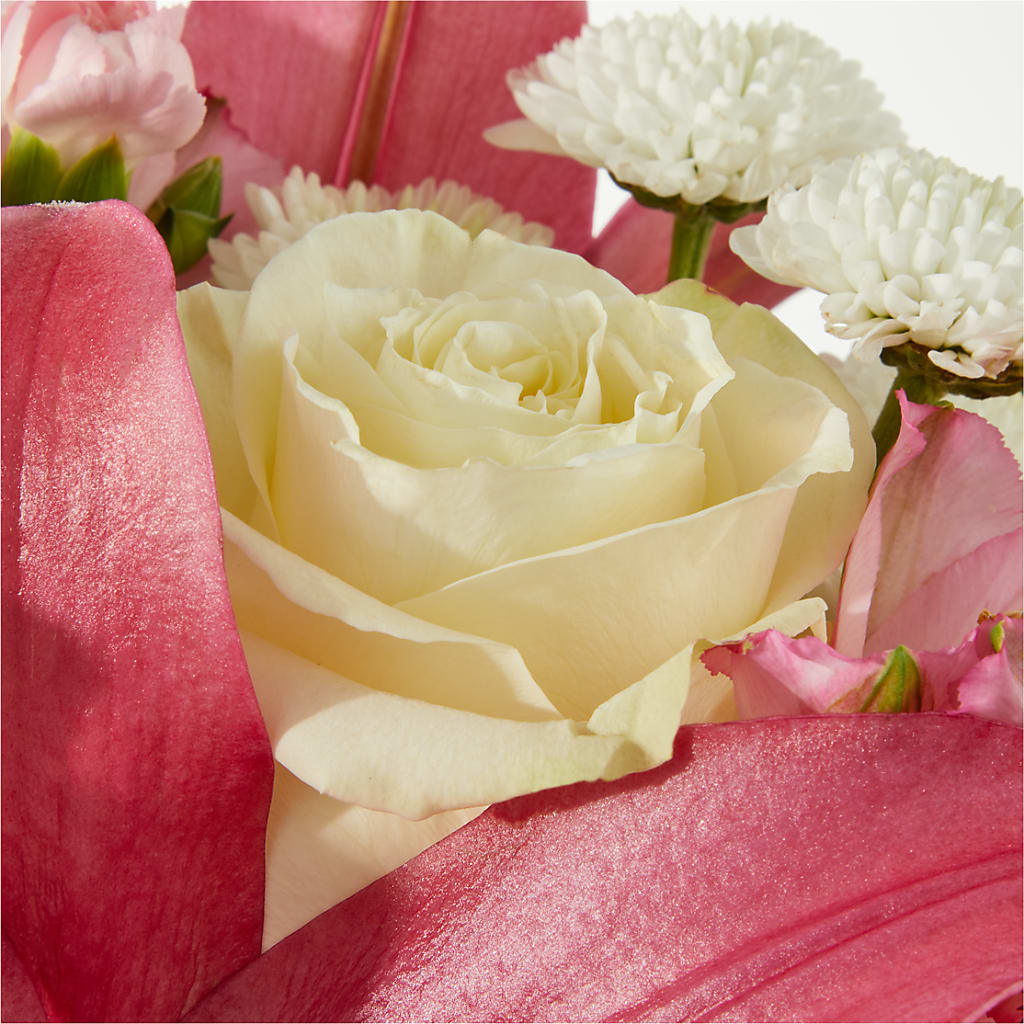 Piece of Cake Bouquet –  Blossom Flowers And Gift, Lauderhill FL