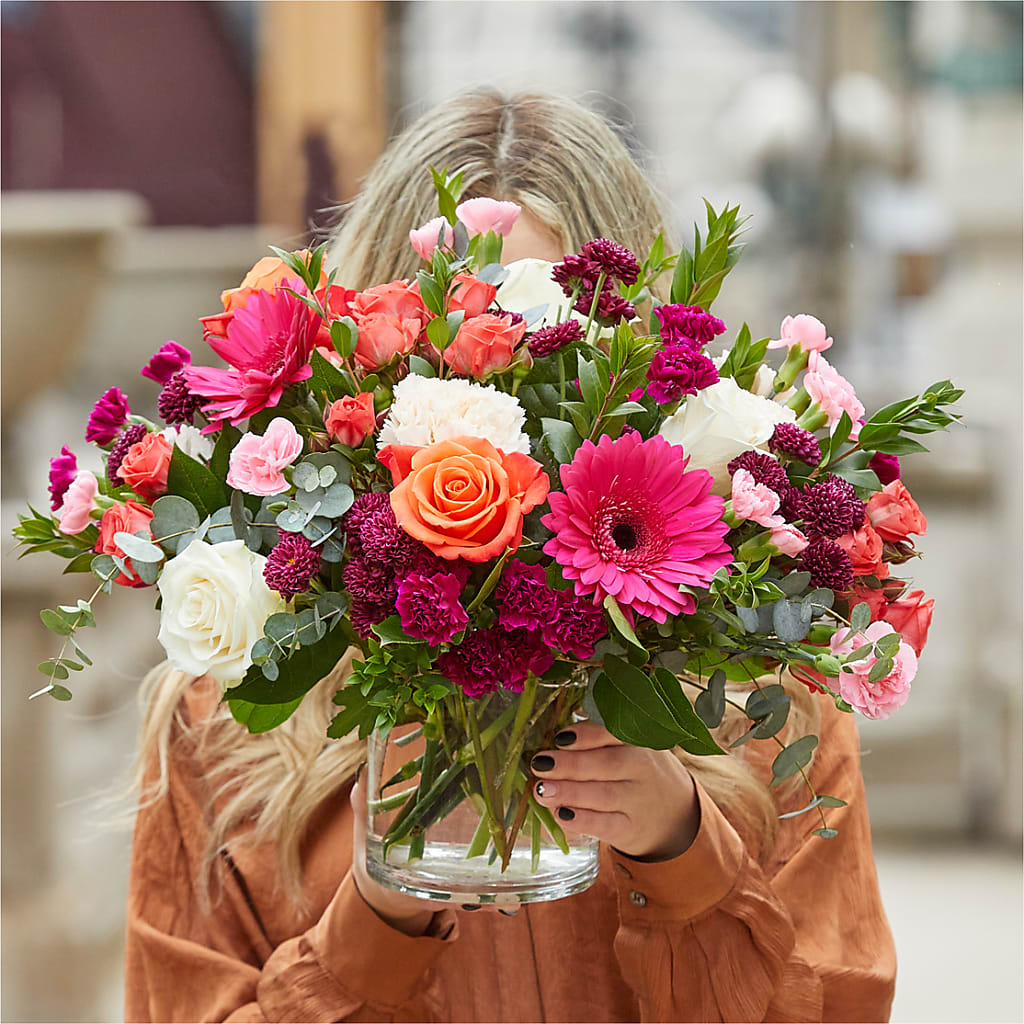 Smell the Roses Bouquet –  Blossom Flowers And Gift, Lauderhill FL